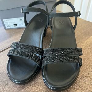 ABEO Black Strappy Women's Sandals size 10 NWT